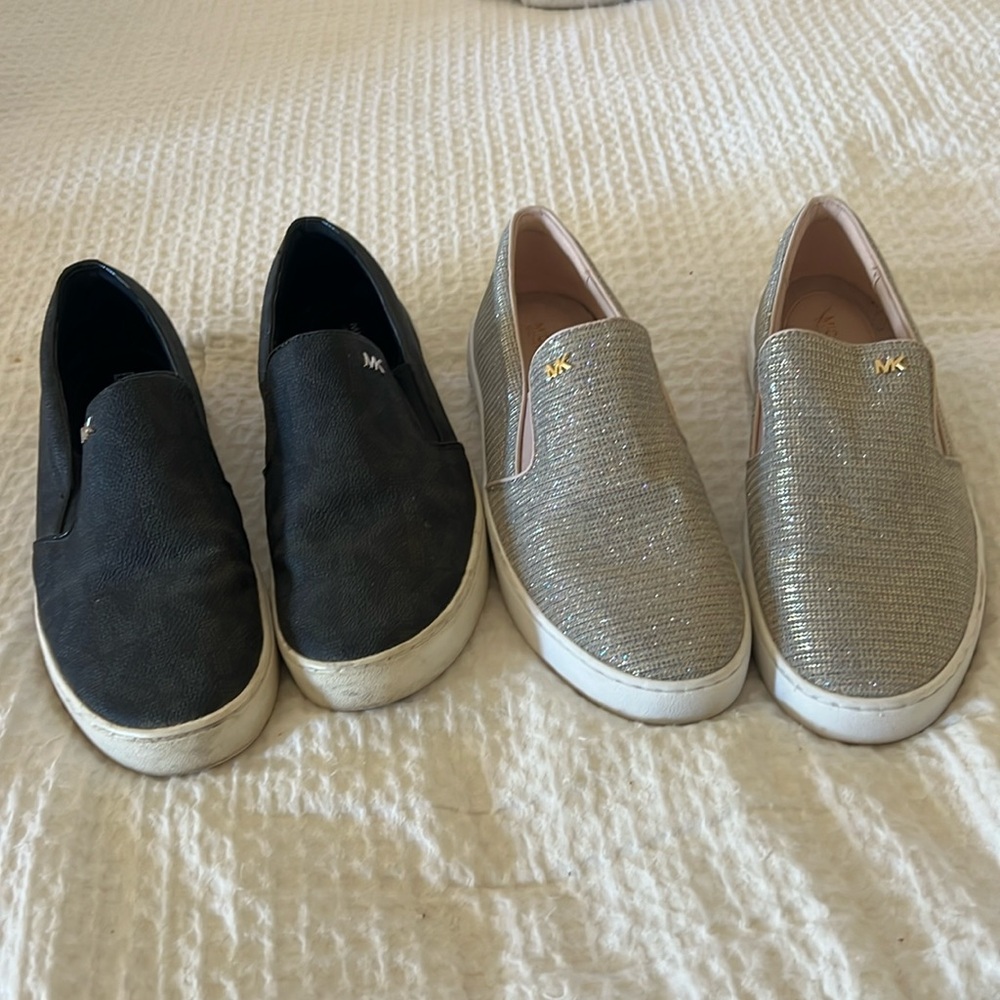 2 Michael Kors shoes